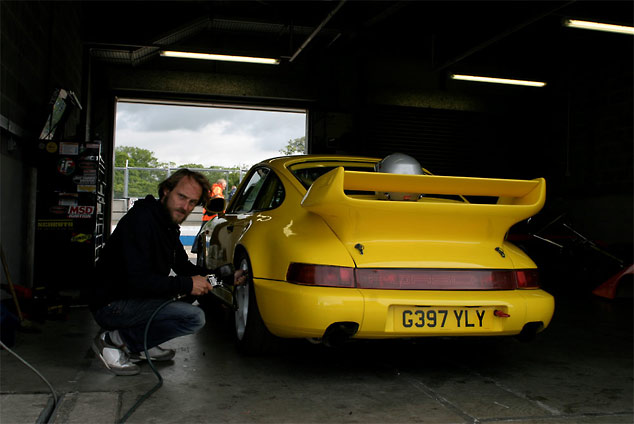 Motec 911
