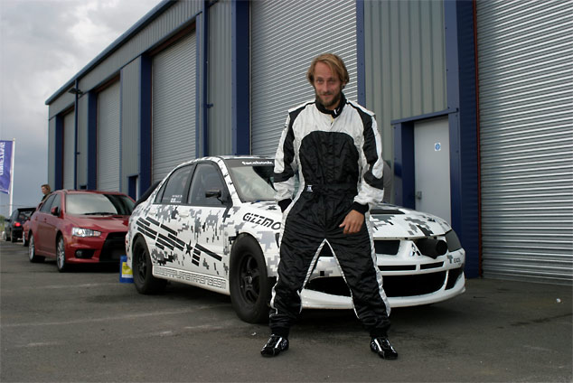 1066bhp drag racing Evo
